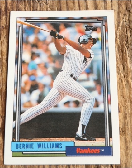 1992 Topps #374 Bernie Williams — front