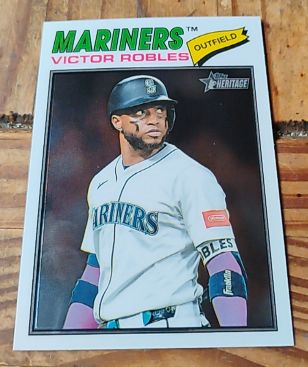 2026 Topps Heritage Chrome #140 Victor Robles — front