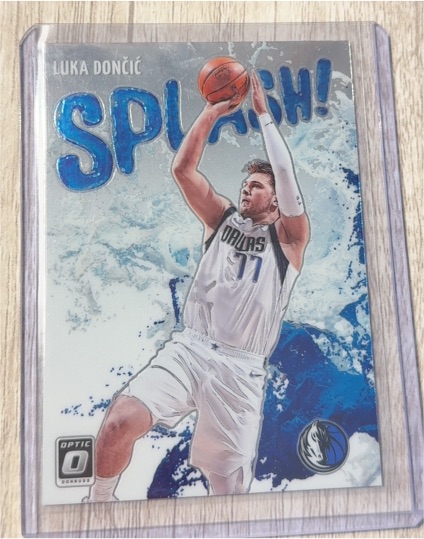 2021-22 Panini Donruss Optic #4 Luka Dončić Splash! — front