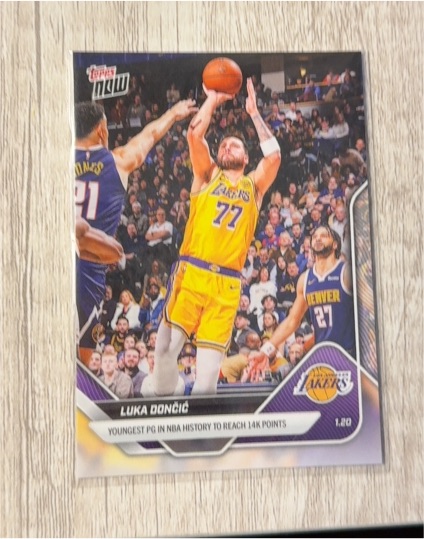 2025-26 Topps Now NBA #136 Luka Dončić — front