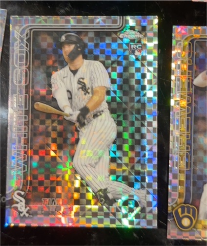 2025 Topps Chrome #235 Andrew Vaughn — front