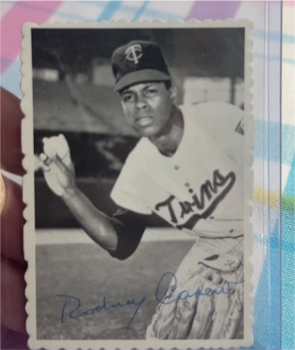 1969 Topps Deckle Edge #12 Rod Carew — front