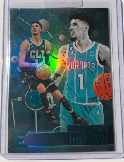2022-23 Panini Chronicles Essentials #225 LaMelo Ball — front