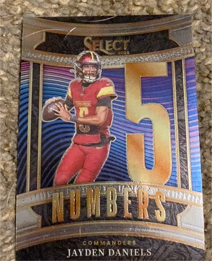 2025 Panini Select #22 Jayden Daniels Numbers — front