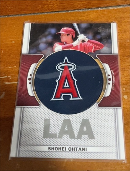 2023 Topps Series 1 #TLP-SO Shohei Ohtani Team Logo Patch Relic — front