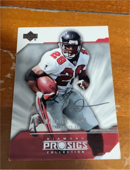 2004 Upper Deck Diamond Pro Sigs #5 Warrick Dunn — front
