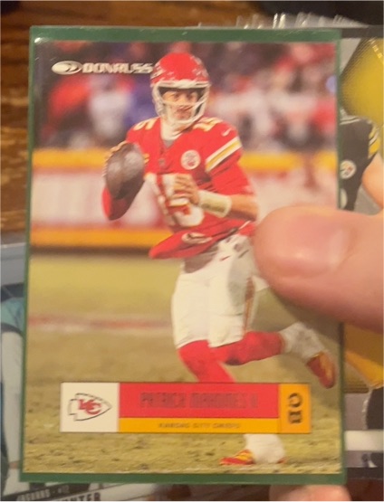2025 Panini Donruss #R05-PMH Patrick Mahomes II Retro 2005 — front