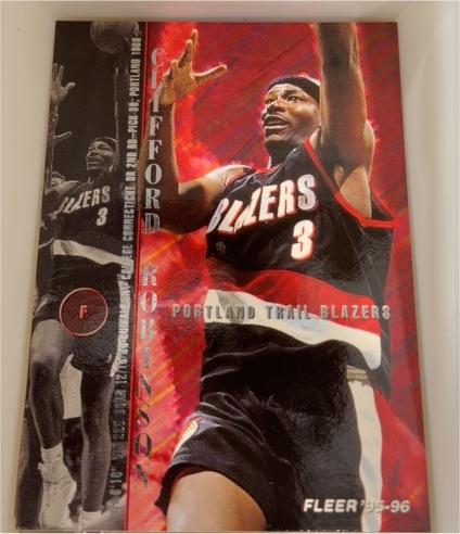 1995-96 Fleer #154 Clifford Robinson — front