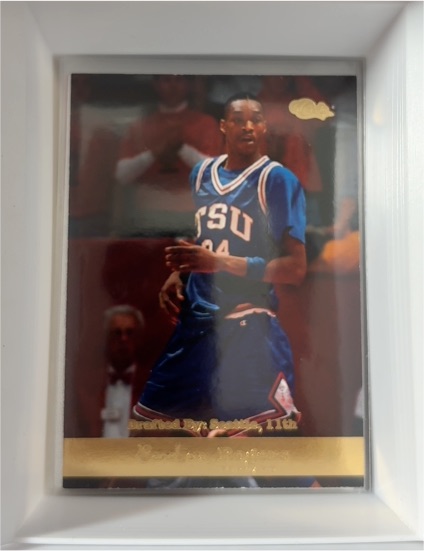 1994 Classic Gold #7 Carlos Rogers — front