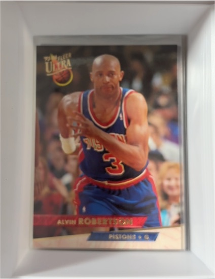 1993-94 Fleer Ultra #60 Alvin Robertson — front