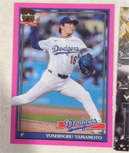 2026 Topps Series 1 #T91-55 Yoshinobu Yamamoto Pink Crackle Parallel — front