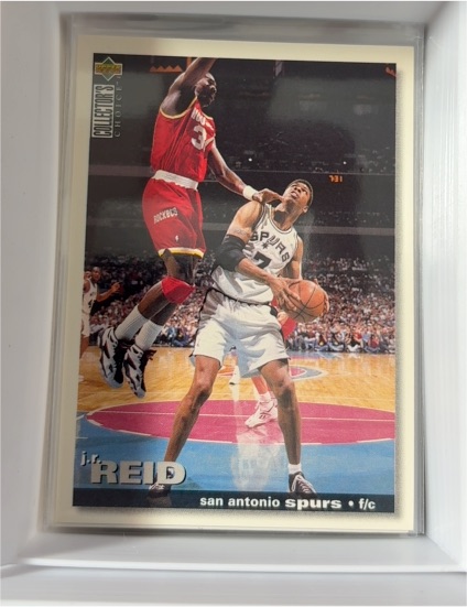 1995-96 Upper Deck Collector's Choice #32 J.R. Reid — front