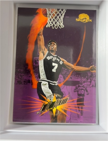 1995-96 SkyBox Premium #201 J.R. Reid — front