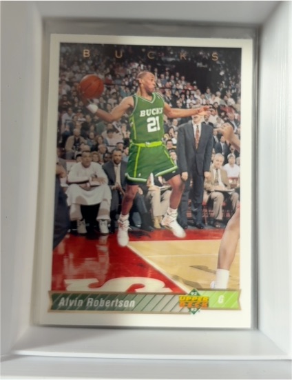 1992-93 Upper Deck #253 Alvin Robertson — front
