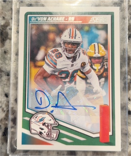 2025 Panini Score #123 De'Von Achane — front