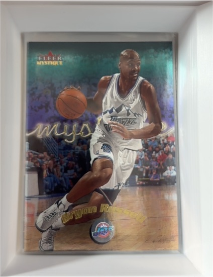 2000-01 Fleer Mystique #9 Bryon Russell — front