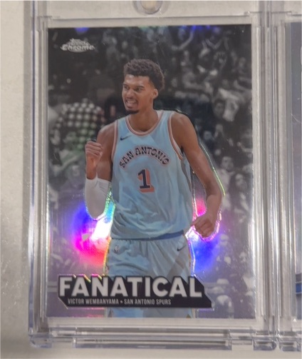 2025-26 Topps Chrome #FAN-1 Victor Wembanyama Fanatical — front
