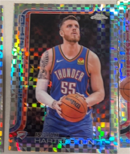 2025-26 Topps Chrome #181 Isaiah Hartenstein — front
