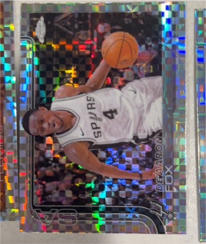 2025-26 Topps Chrome #233 De'Aaron Fox X-Fractor — front