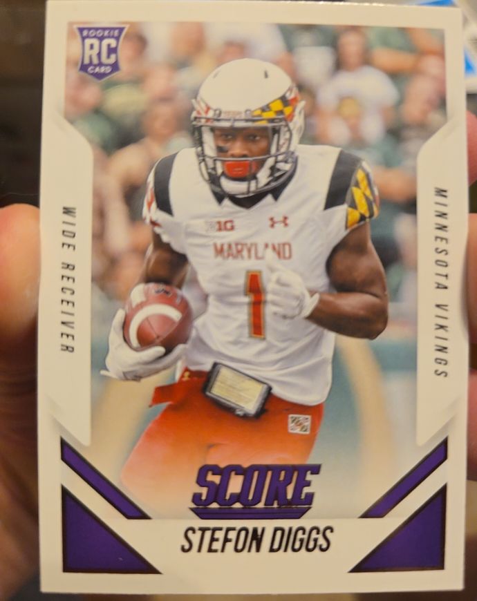 2015 Panini Score #415 Stefon Diggs Rookie — front