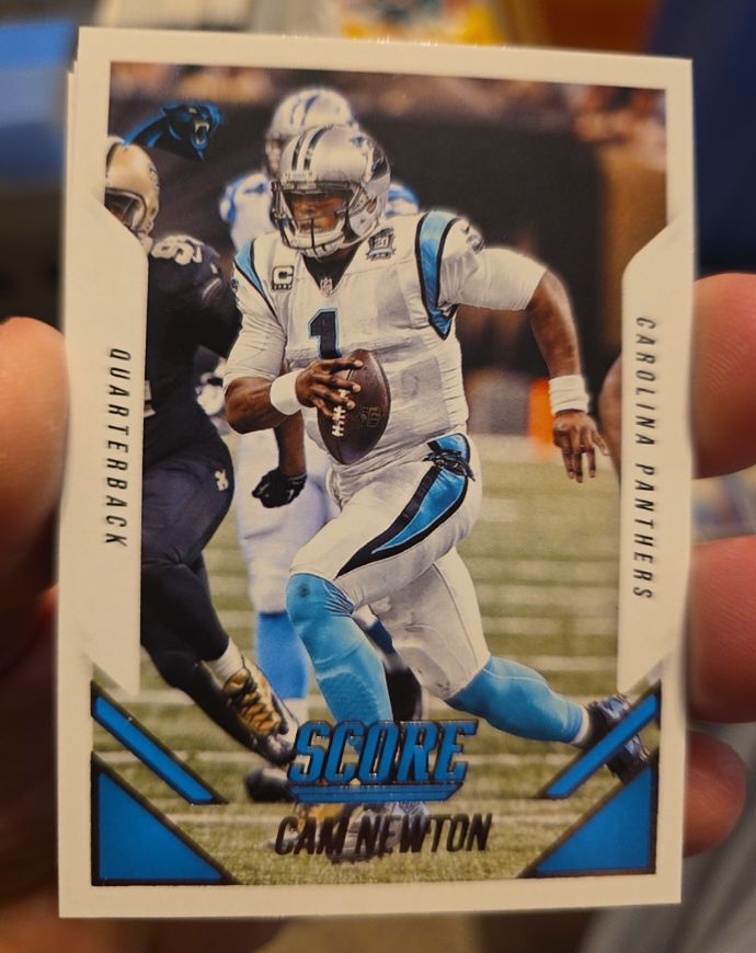 2015 Panini Score #129 Cam Newton — front
