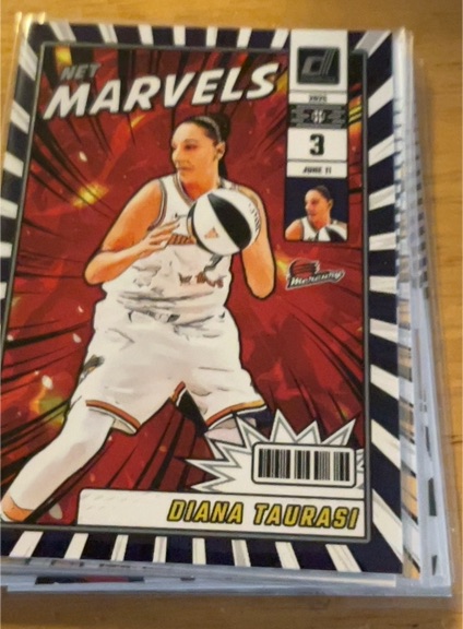 2025 Panini Donruss WNBA #14 Diana Taurasi Net Marvels — front