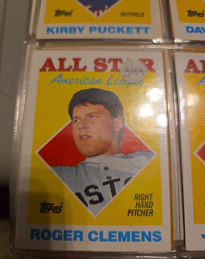 1988 Topps #394 Roger Clemens — front