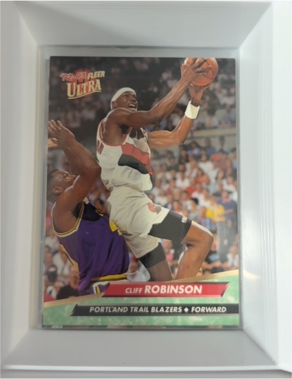 1992-93 Fleer Ultra #154 Cliff Robinson — front