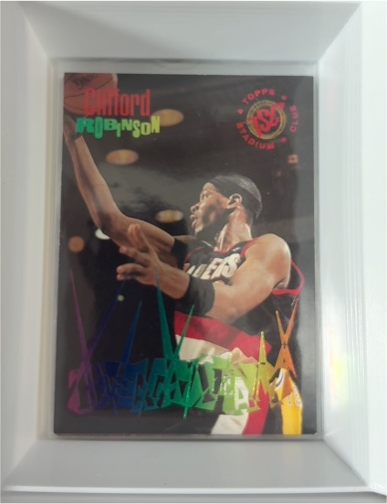 1994-95 Topps Stadium Club Beam Team #22 Clifford Robinson — front