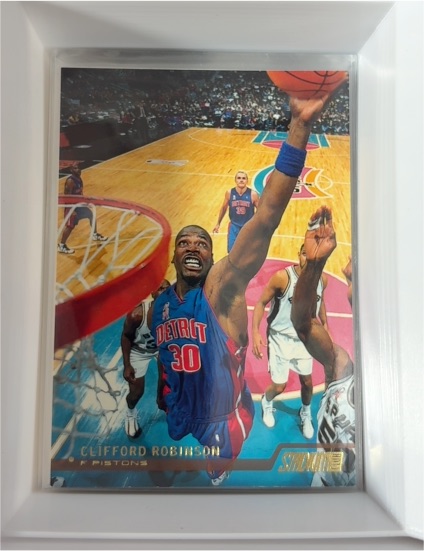 2002-03 Topps Stadium Club #15 Clifford Robinson — front