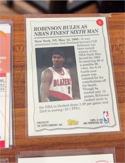 1993 Topps #5 Cliff Robinson — front