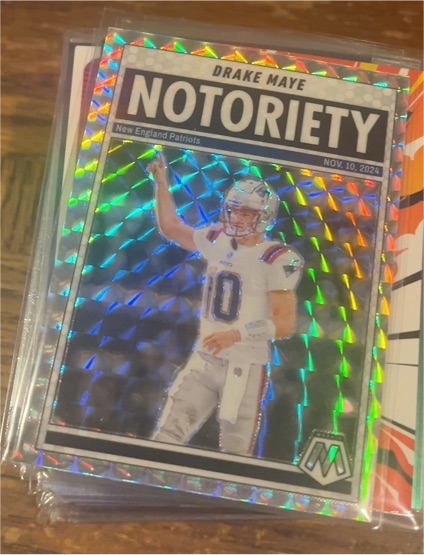 2025 Panini Mosaic Notoriety #3 Drake Maye — front