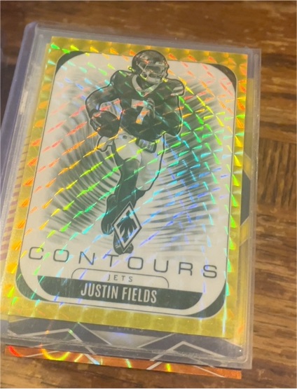 2025 Panini Phoenix #25 Justin Fields Contours — front