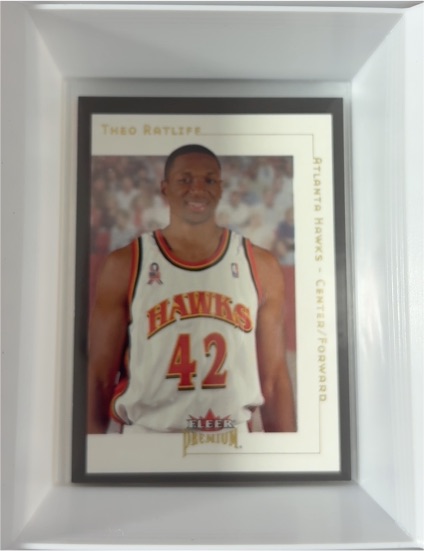 2001-02 Fleer Premium #39 Theo Ratliff — front
