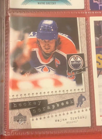 2005-06 Upper Deck #HS2 Wayne Gretzky Hockey Scrapbook — front