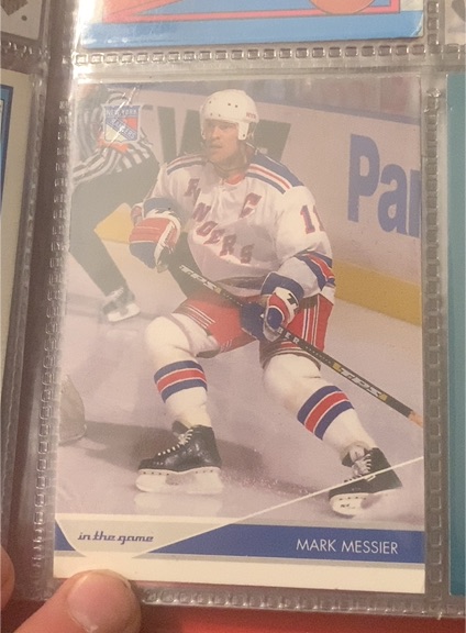 2001 In The Game #97 Mark Messier — front