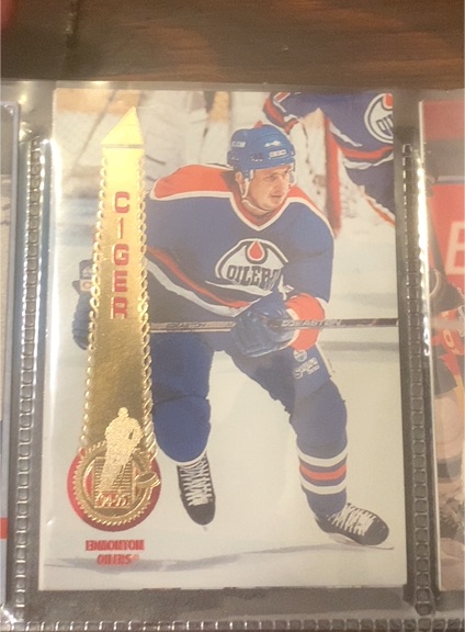 1994-95 Pinnacle #70 Zdeno Ciger — front