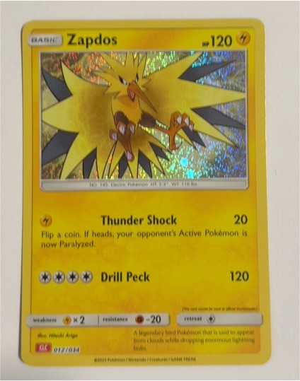 2013 Pokémon #012 Zapdos — front