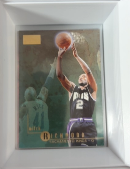 1996-97 SkyBox Premium #100 Mitch Richmond — front