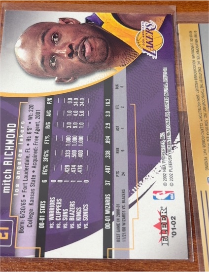 2001-02 Fleer Premium #54 Mitch Richmond — front