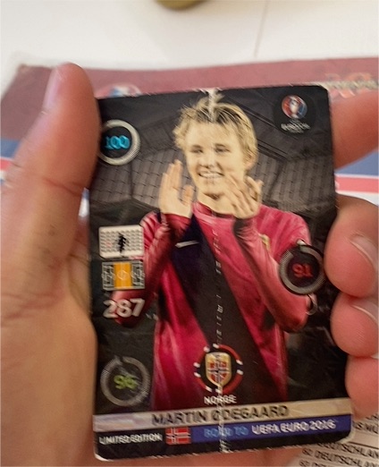 2015 Panini Adrenalyn XL Road to UEFA Euro 2016 #287 Martin Odegaard — front