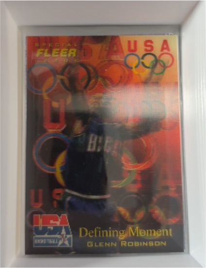 1996 Fleer USA Basketball #29 Defining Moment Glenn Robinson — front