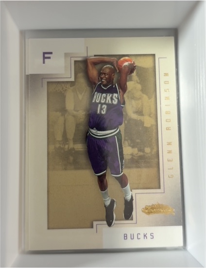 2001-02 Fleer Showcase #51 Glenn Robinson Milwaukee Bucks — front