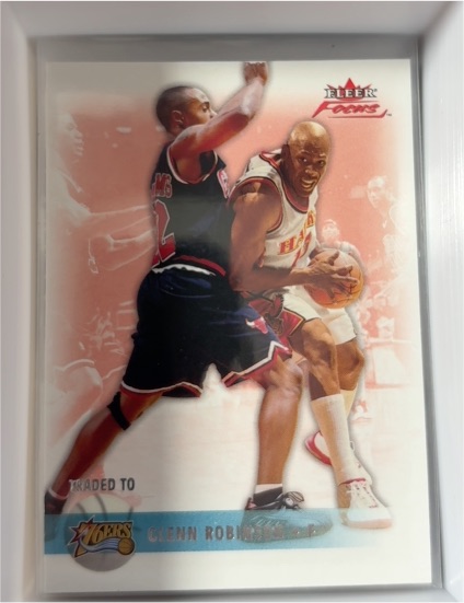 2003-04 Fleer Focus #27 Glenn Robinson — front