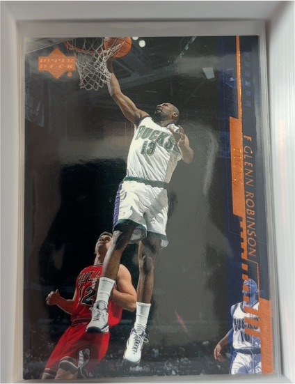 2000-01 Upper Deck #93 Glenn Robinson — front