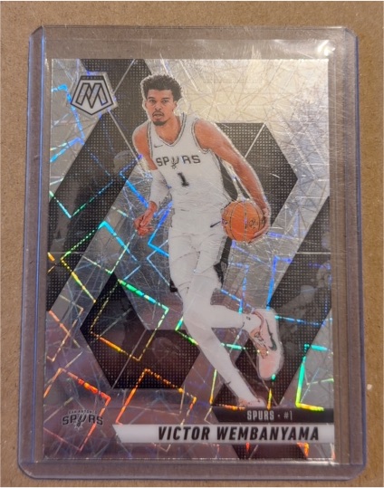 2024-25 Panini Mosaic #31 Victor Wembanyama — front