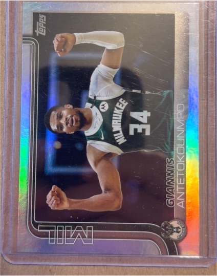 2025-26 Topps #54 Giannis Antetokounmpo — front
