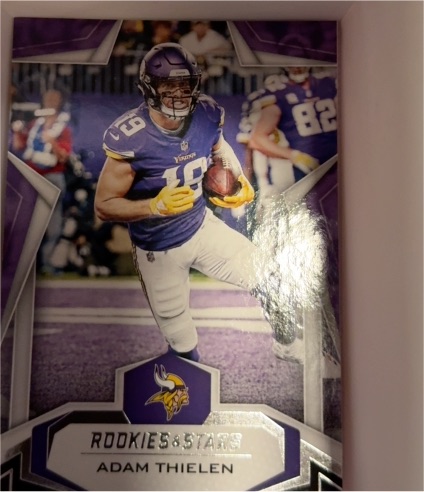2019 Panini Rookies & Stars #40 Adam Thielen — front