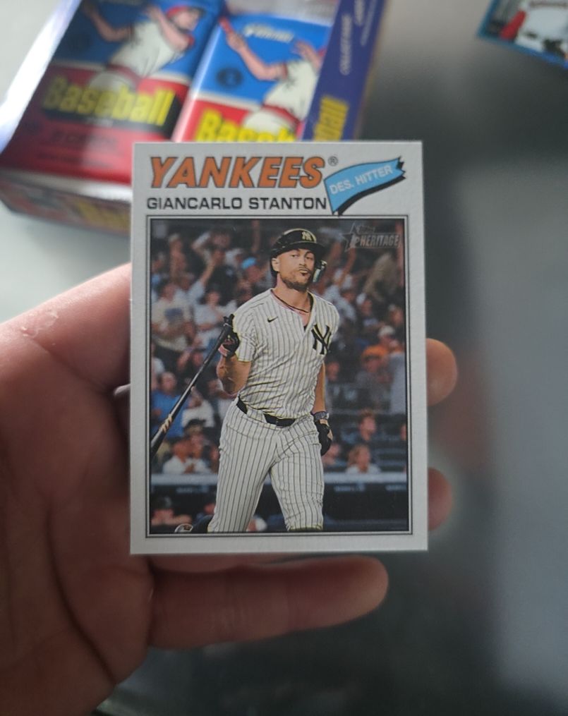 2026 Topps Heritage #250 Giancarlo Stanton — front