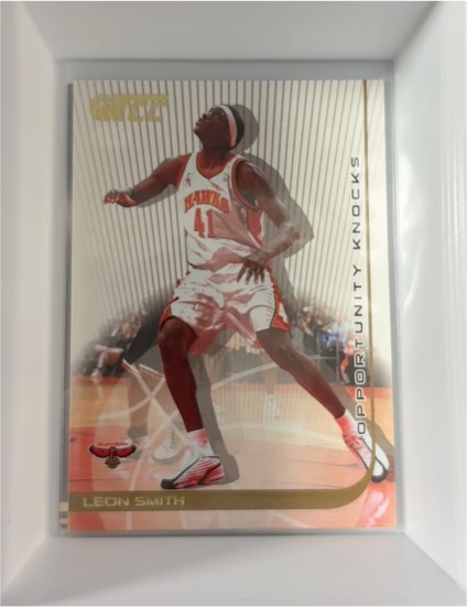 2001-02 Topps Champions and Contenders #127 Leon Smith — front